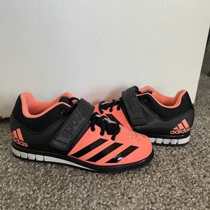 Adidas powerlift shoes